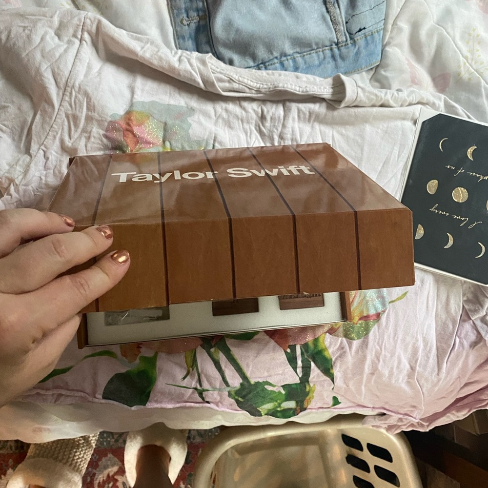 Taylor Swift new in box clock